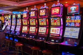 phwow platform overview showing sports and casino categories on a smartphone